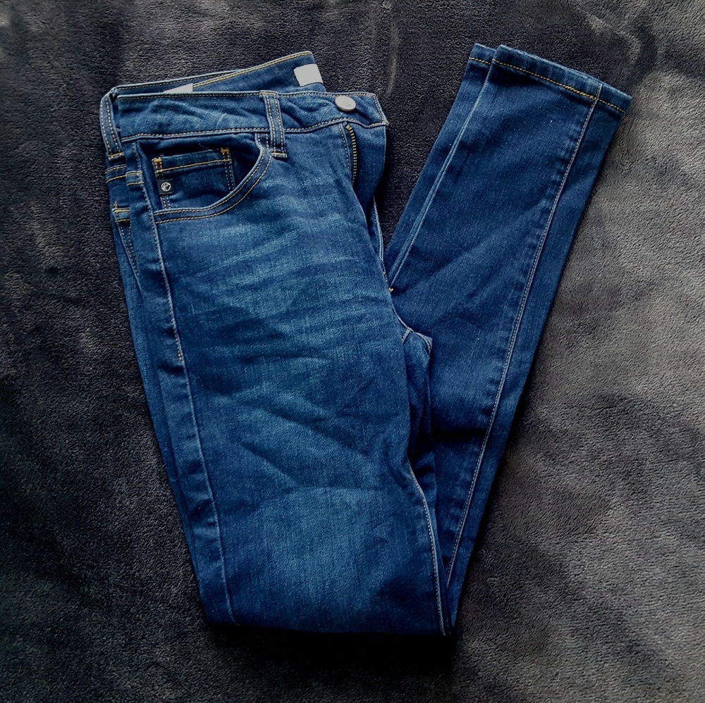 Med/Dark Blue Skinny Jeans